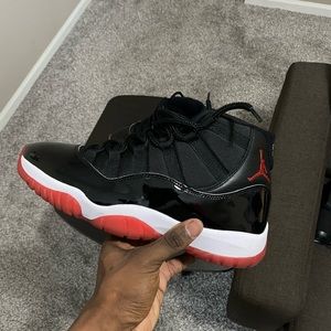 Air Jordan 11 Bred (2019)